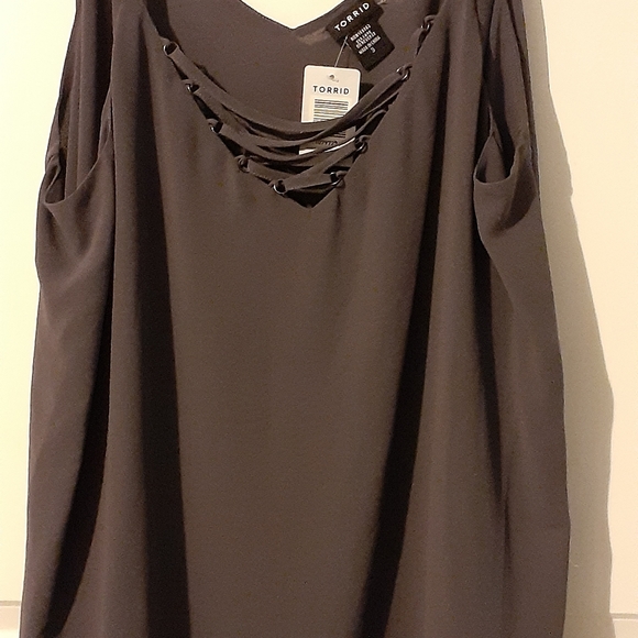 Tank - Picture 2 of 3